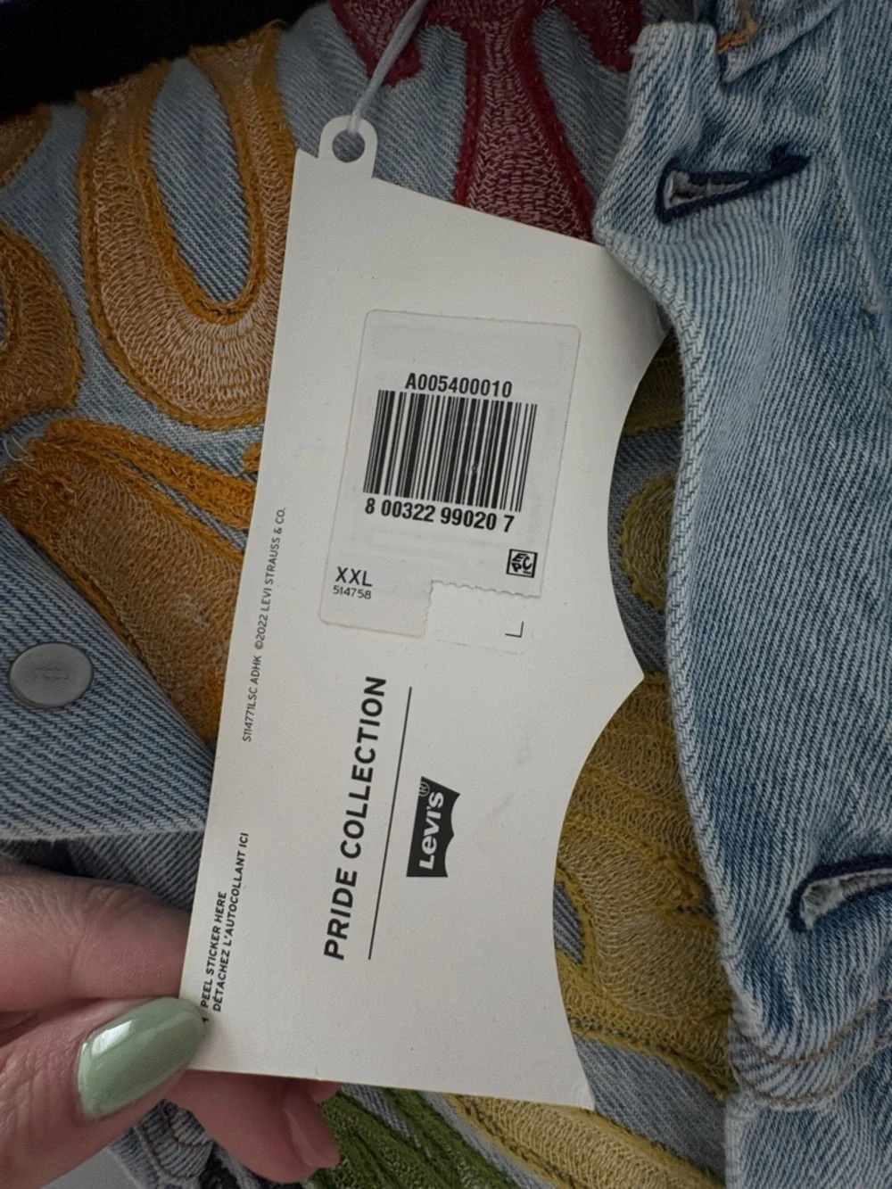 NWT Levis Embroidered Light Wash Jean Denim Jacket - Pride 2022 - Picture 5 of 7